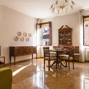  Apartment Rialto Bridge Big With Lift By Lionhost Italy